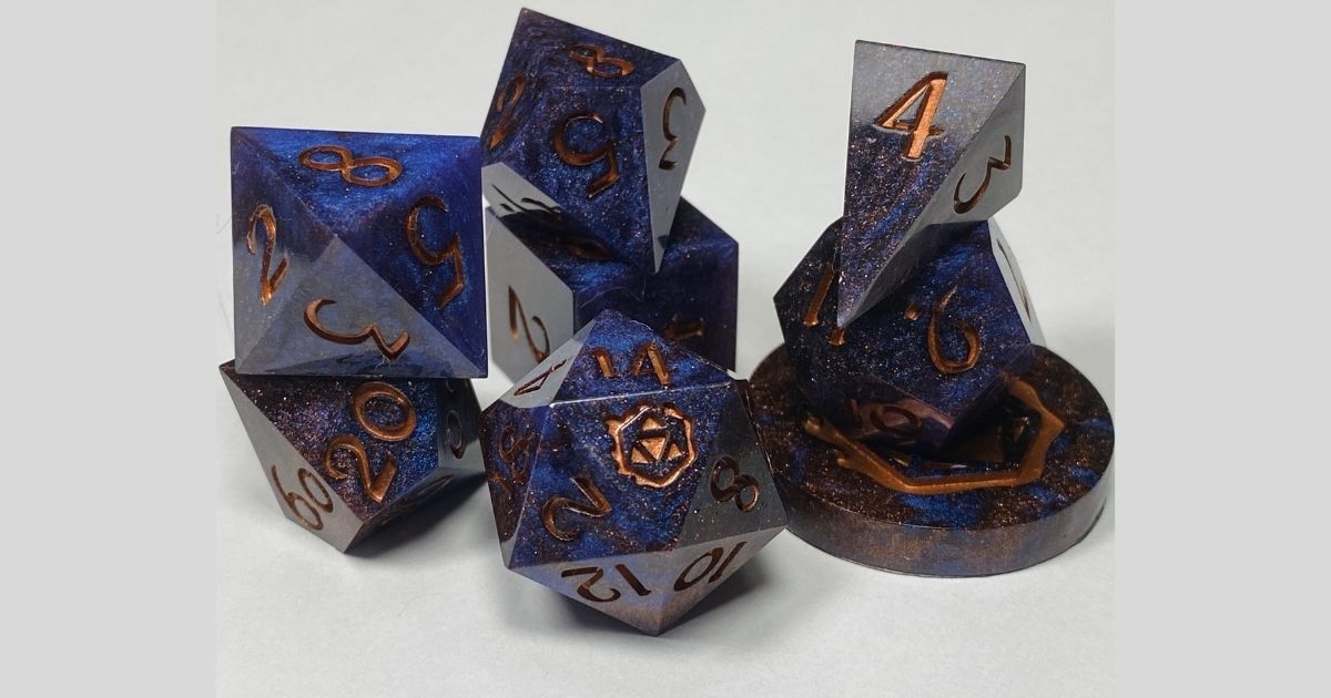 Dwarven Hammer – Copper Metal DnD Dice Set - Everhearth Inn