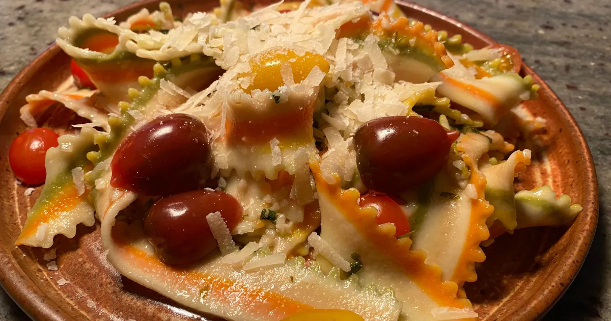 Rainbow Fey Garlic Pasta on a plate